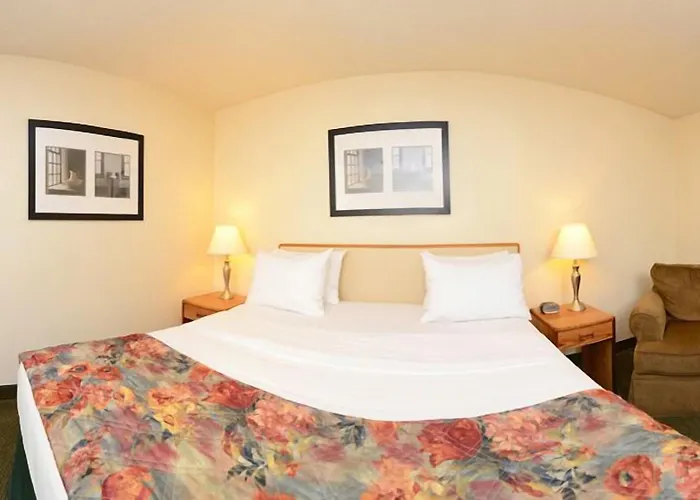 Baymont By Wyndham Hotel Decatur