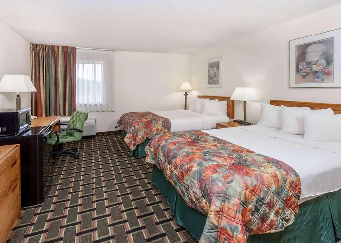Baymont By Wyndham Hotel Decatur